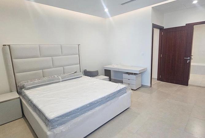 938587 - Property Image 2