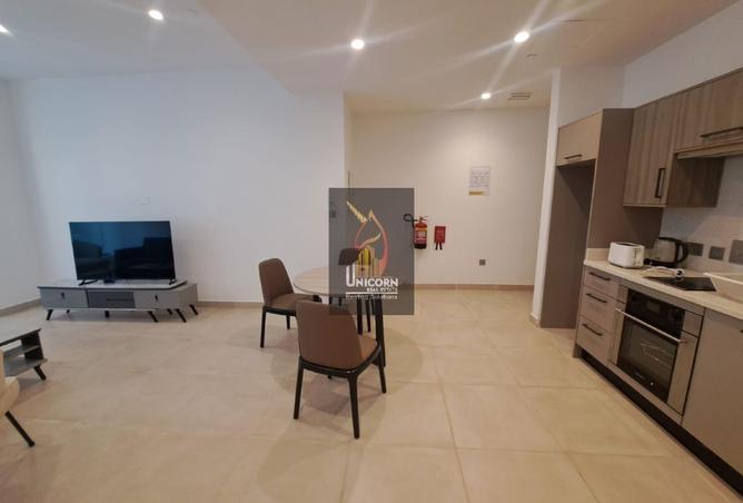 984494 - Property Image 3