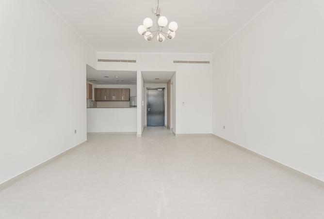 977587 - Property Image 3