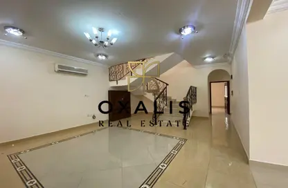 Villa - 4 Bedrooms - 5 Bathrooms for rent in Street 871 - Al Duhail South - Al Duhail - Doha