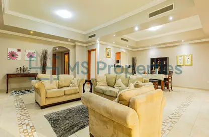 Apartment - 2 Bedrooms - 3 Bathrooms for rent in West Porto Drive - Porto Arabia - The Pearl Island - Doha