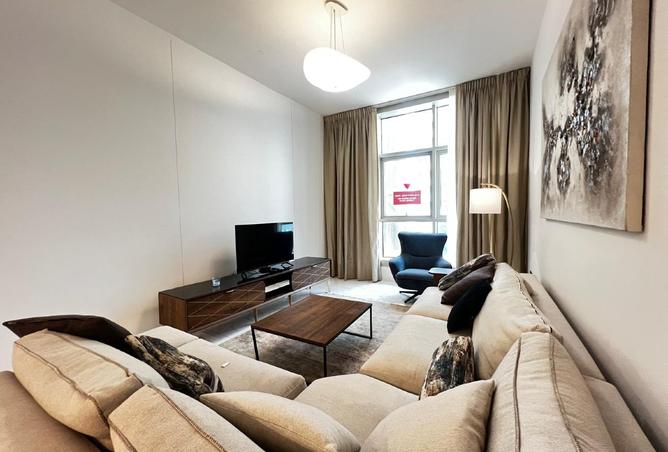 988210 - Property Image 2