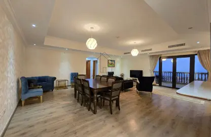 Apartment - 2 Bedrooms - 3 Bathrooms for sale in West Porto Drive - Porto Arabia - The Pearl Island - Doha