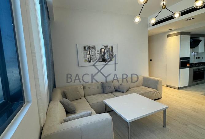 956810 - Property Main Image