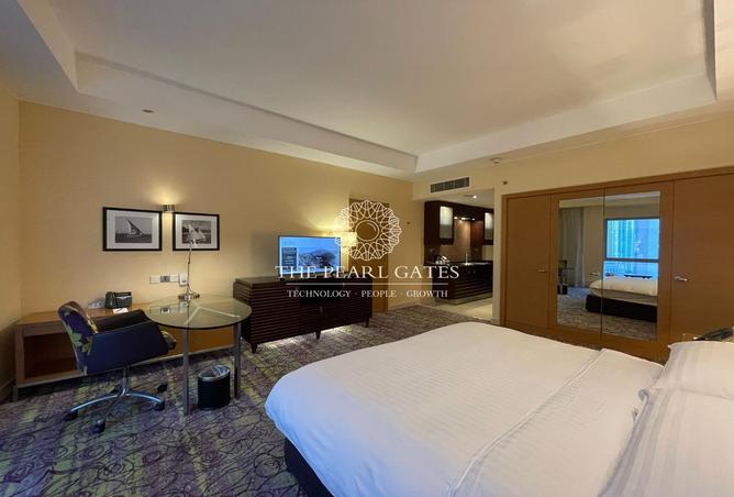 982480 - Property Image 3