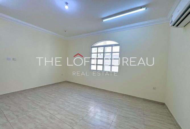 958562 - Property Image 3