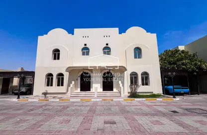 Villa - 3 Bedrooms - 4 Bathrooms for rent in Al Thumama - Al Thumama - Doha