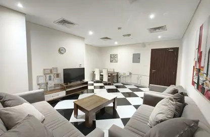 شقة - غرفة نوم - 1 حمام للايجار في شارع سالاجا - دوحة الجديد - الدوحة