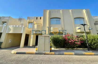 Villa - 4 Bedrooms - 4 Bathrooms for rent in Al Hanaa Street - Al Gharrafa - Doha