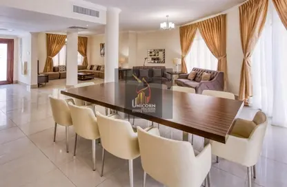 مجمع سكني - 4 غرف نوم - 4 حمامات للايجار في فلل عين خالد - عين خالد - الدوحة