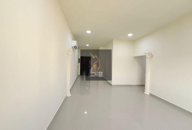 946858 - Property Image 3