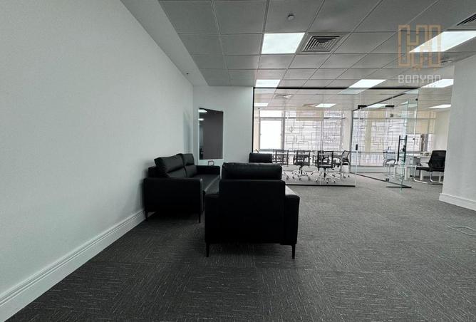 989617 - Property Image 2