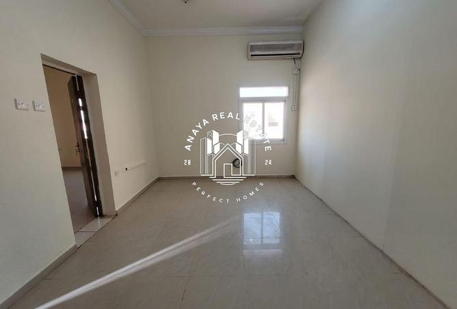 1010795 - Property Image 3