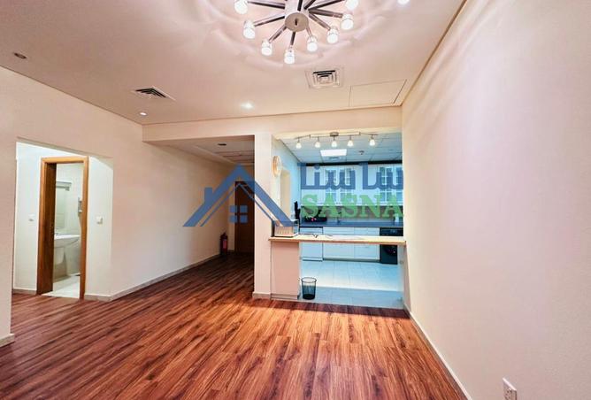 983718 - Property Image 3