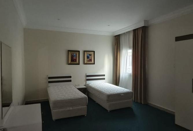 974097 - Property Image 2