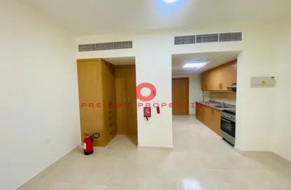 Kitchen image for: Apartment - 1 Bathroom for rent in Piazza 2 - La Piazza - Fox Hills - Lusail, Image 1