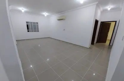 شقة - 2 غرف نوم - 2 حمامات للايجار في شارع الجزيره - فريج بن محمود الشمالي - فريج بن محمود - الدوحة شقة - 2 غرف نوم - 2 حمامات للايجار في شارع الجزيره - فريج بن محمود الشمالي - فريج بن محمود - الدوحة