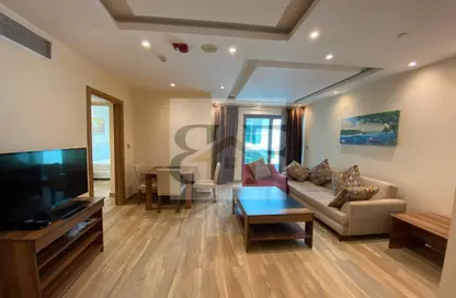 Apartment - 1 Bedroom - 2 Bathrooms for rent in Al Sadd Road - Al Sadd - Doha