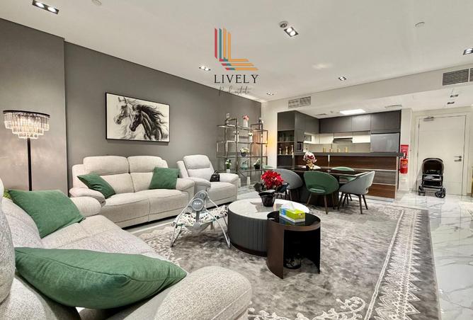 976532 - Property Image 2