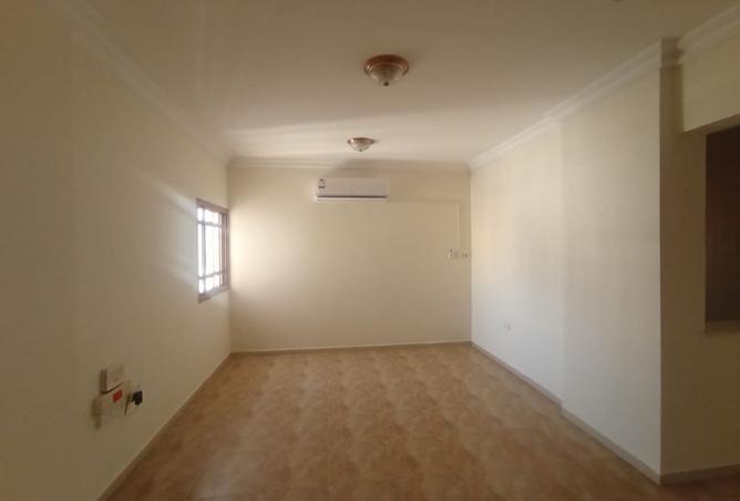 957172 - Property Image 3
