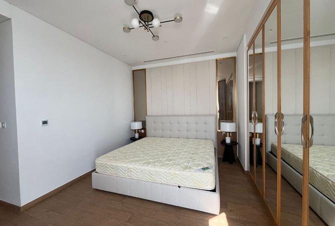 985640 - Property Image 2