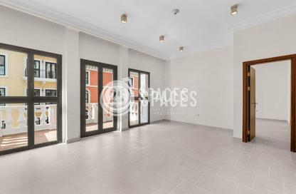 Apartment - 1 Bedroom - 2 Bathrooms for rent in Carnaval - Qanat Quartier - The Pearl Island - Doha