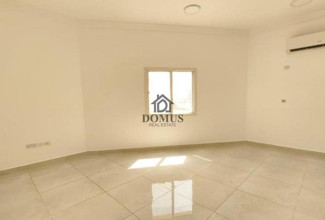 931753 - Property Image 3