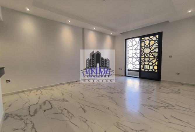 971971 - Property Image 2