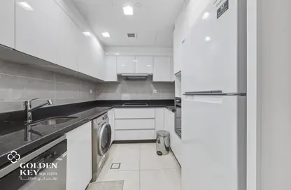 شقة - 1 حمام للايجار في طريق بورتو الغربي - بورتو أرابيا - جزيرة اللؤلؤة - الدوحة