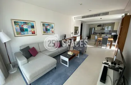 Apartment - 1 Bedroom - 2 Bathrooms for rent in Viva West - Viva Bahriyah - The Pearl Island - Doha