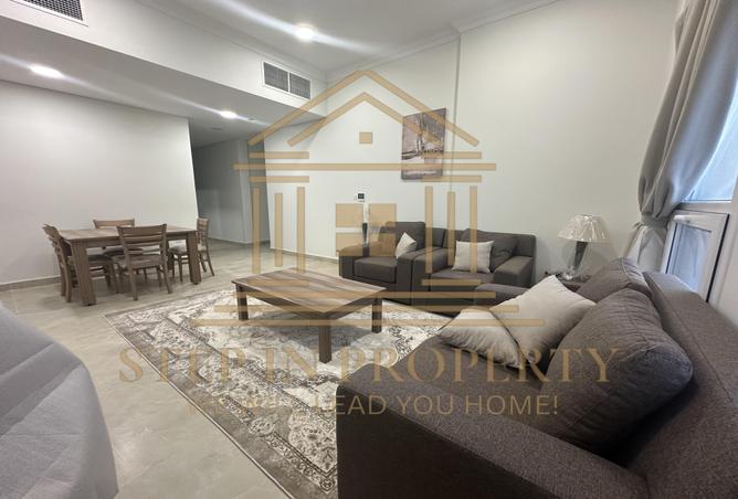937498 - Property Image 2