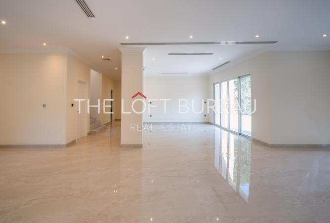 979022 - Property Image 2