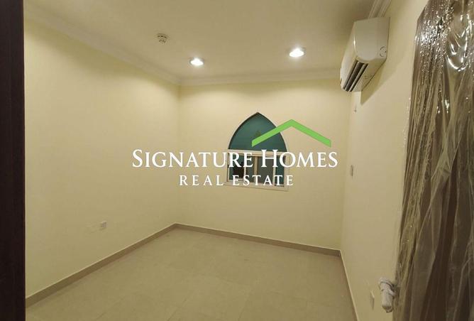 968073 - Property Image 2