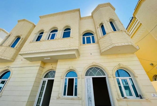 966288 - Property Image 3