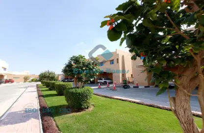صورة لـ حديقة مجمع سكني - 3 غرف نوم - 3 حمامات للايجار في شارع عقبة بن نافع - طريق المطار القديم - الدوحة ، صورة رقم 1