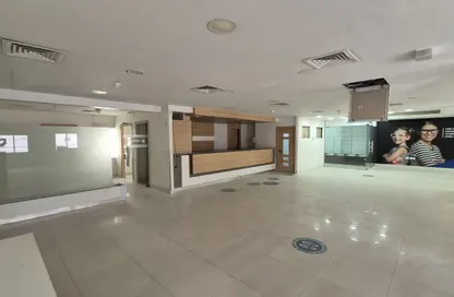 بناية كاملة - استوديو - 8 حمامات للايجار في بيت التمويل القطري - الطريق الدائري الثالث - السد - الدوحة