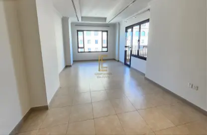 Apartment - 1 Bedroom - 2 Bathrooms for rent in East Porto Drive - Porto Arabia - The Pearl Island - Doha