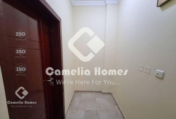 966701 - Property Image 2