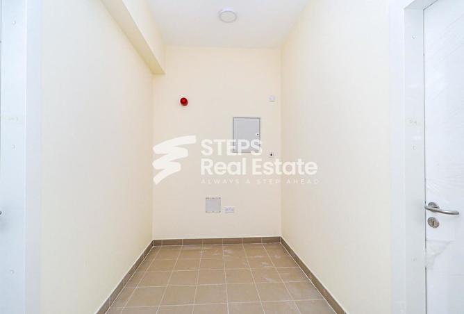 925885 - Property Image 3