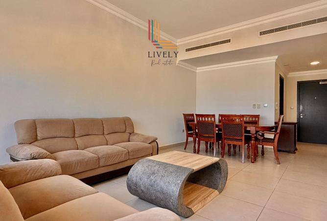 982893 - Property Image 3