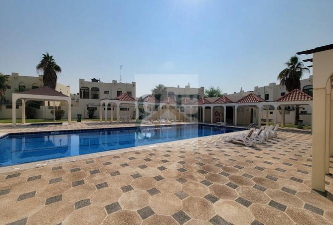 981878 - Property Image 2