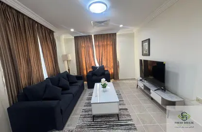 Apartment - 1 Bedroom - 1 Bathroom for rent in Old Salata - Salata - Doha