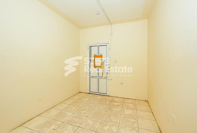 950091 - Property Image 3