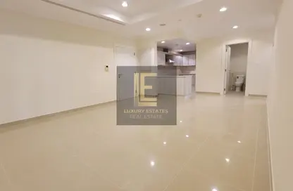Apartment - 2 Bedrooms - 3 Bathrooms for sale in West Porto Drive - Porto Arabia - The Pearl Island - Doha