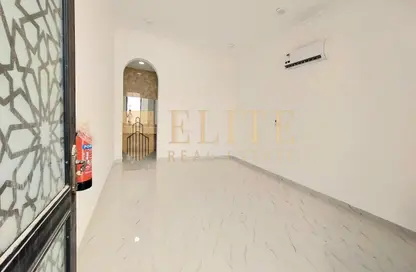 Villa - 7 Bedrooms - 7+ Bathrooms for rent in Umm Al Amad - Umm Al Amad - Al Shamal