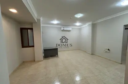 Apartment - 2 Bedrooms - 2 Bathrooms for rent in Hiteen Street - Al Muntazah - Doha