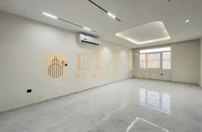 Apartment - 1 Bedroom - 2 Bathrooms for rent in Ahmed Bin Majid Street - Al Messila - Doha