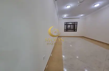 Apartment - 2 Bedrooms - 2 Bathrooms for rent in Al Mansoura - Al Mansoura - Doha
