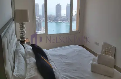 Room / Bedroom image for: Apartment - 3 Bedrooms - 5 Bathrooms for rent in East Porto Drive - Porto Arabia - The Pearl Island - Doha, Image 1