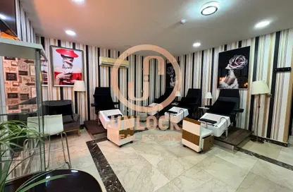 Villa - Studio - 5 Bathrooms for rent in Al Nuaija Street - Al Nuaija - Doha